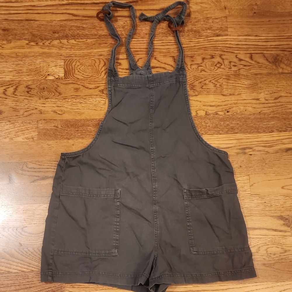 Aerie Dark Gray Shortalls